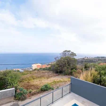 View To The Desertas Villa