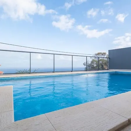 View To The Desertas Villa *